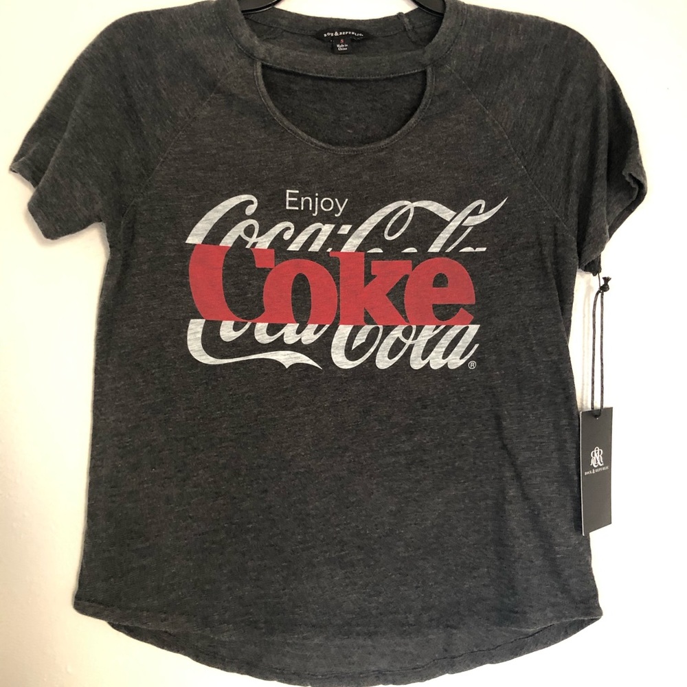 Rock and Republic Coke tee size Small